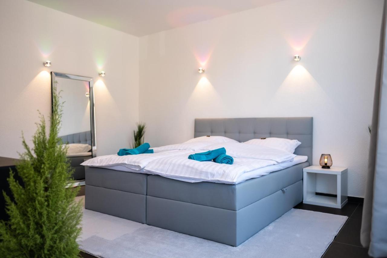 Klassen Apartments! Erleben Sie Biberach In Diesem Stilvollem Bungalow Mit Charme Und Komfort บีเบอราค อันแดร์ ริสส์ ภายนอก รูปภาพ
