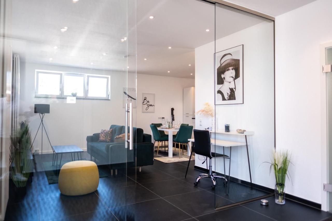 Klassen Apartments! Erleben Sie Biberach In Diesem Stilvollem Bungalow Mit Charme Und Komfort บีเบอราค อันแดร์ ริสส์ ภายนอก รูปภาพ